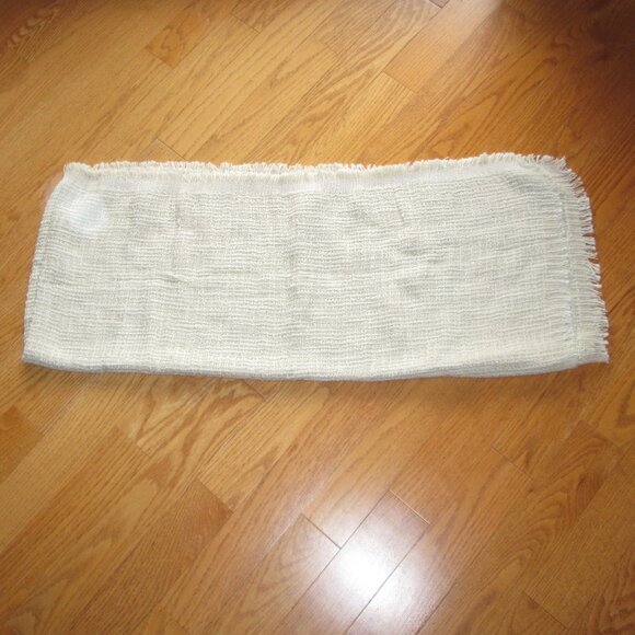 Women's scarf 68" long x 28" wide 91% Cotton 9% Viscose - Picture 2 of 4